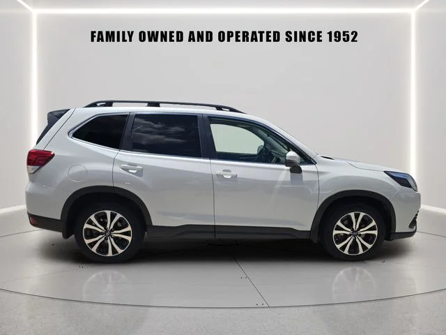 Used 2024 White Subaru Limited image 2