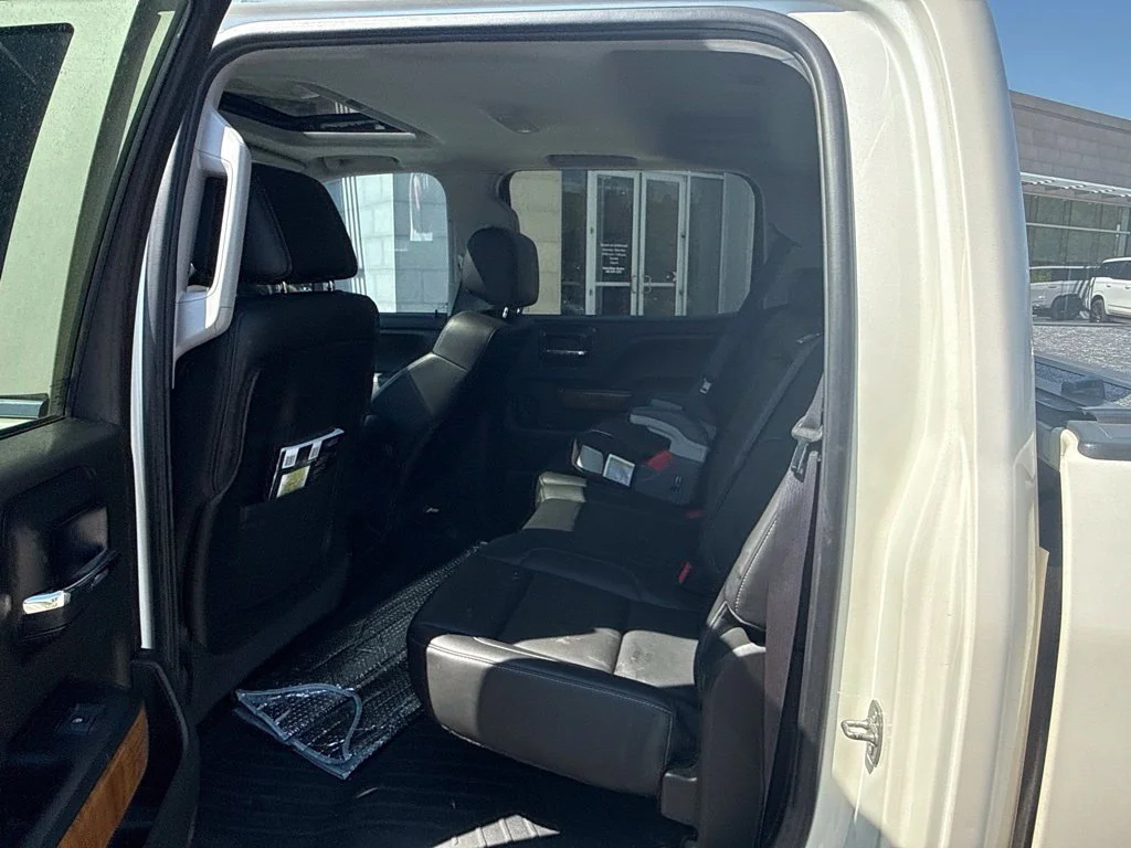 Used 2014 White GMC SLT image 11