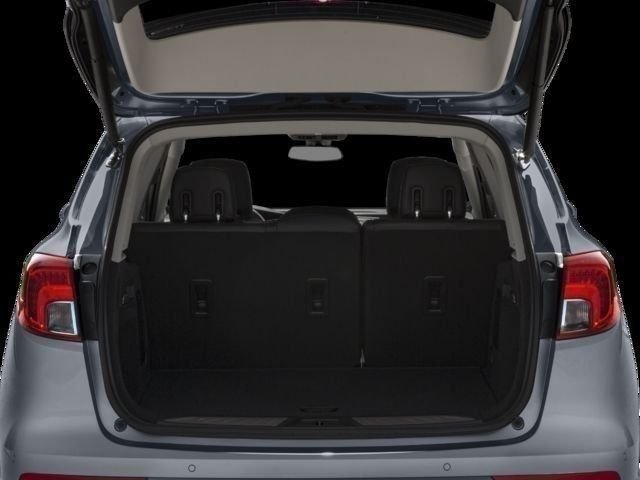 Used 2017 White Buick Essence image 9
