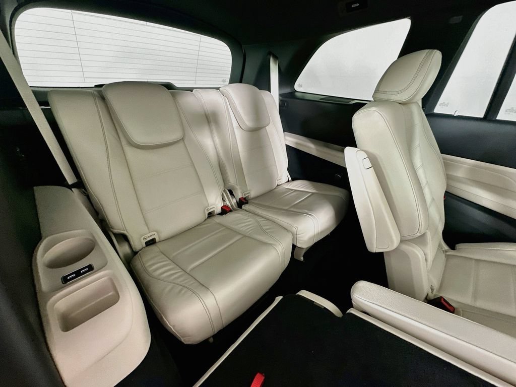 New 2026 Polar White Mercedes-Benz GLS 580 image 70