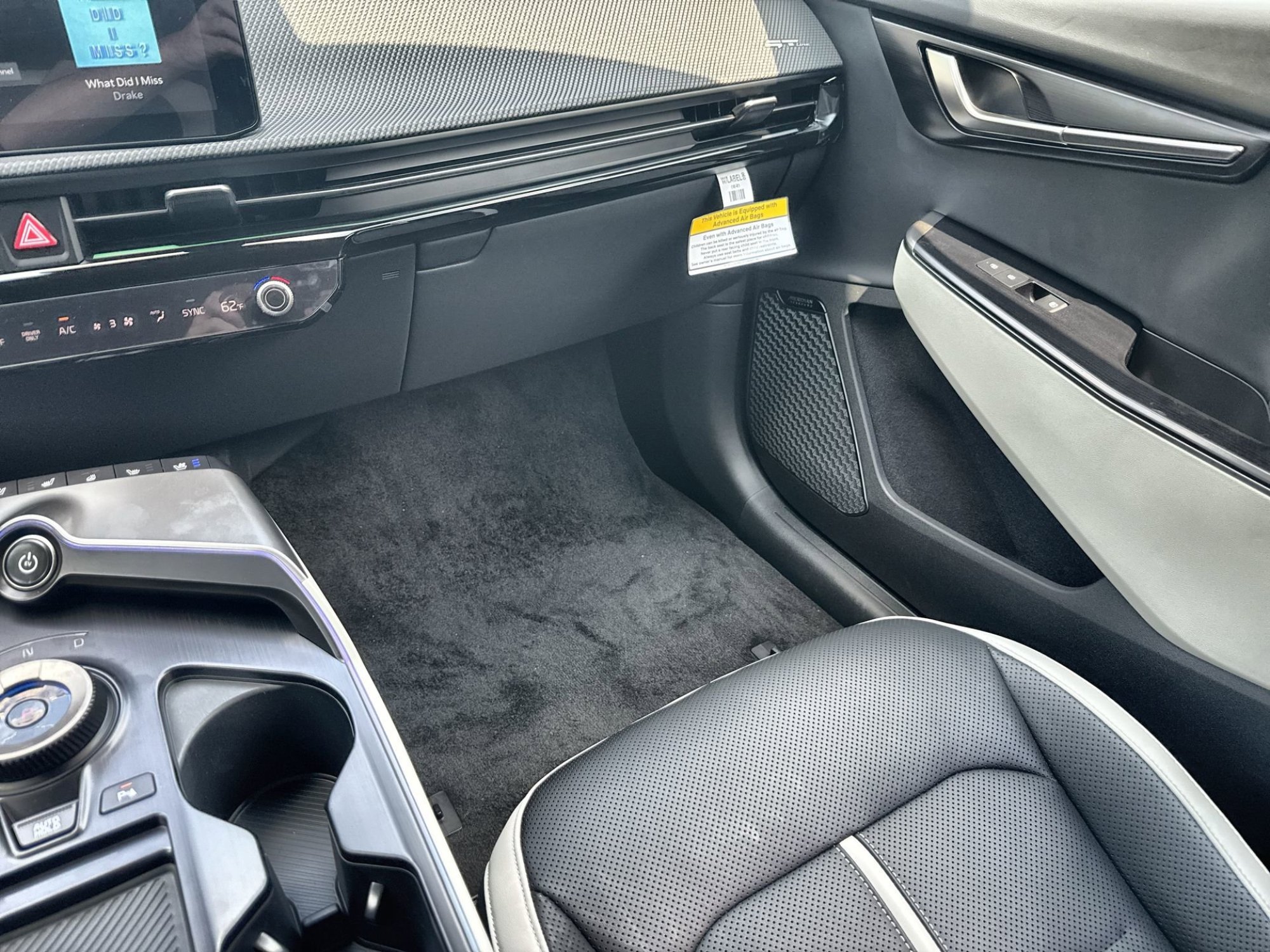 2025 Kia EV6 GT-Line - Photo 12