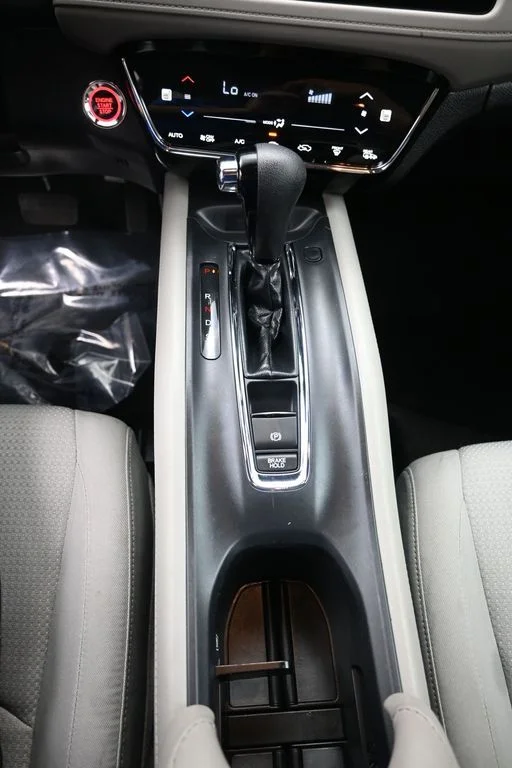 Certified Used 2022 White Honda EX image 16
