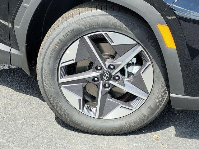 New 2026 Black Hyundai SEL FWD image 34