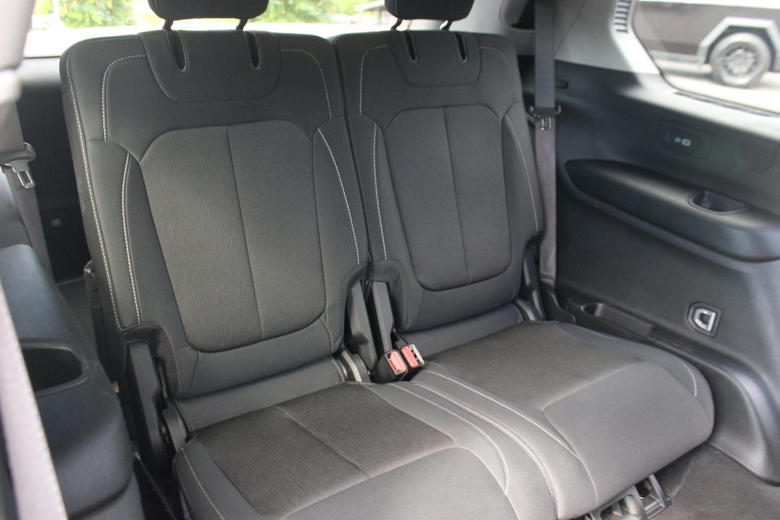 Used 2022 Gray Jeep Laredo image 36