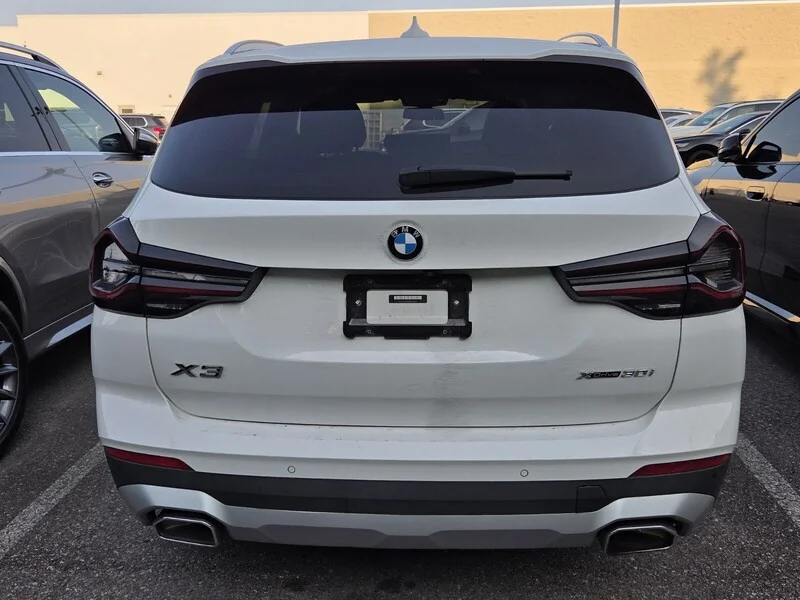 Used 2023 Alpine White BMW XDRIVE30I image 5