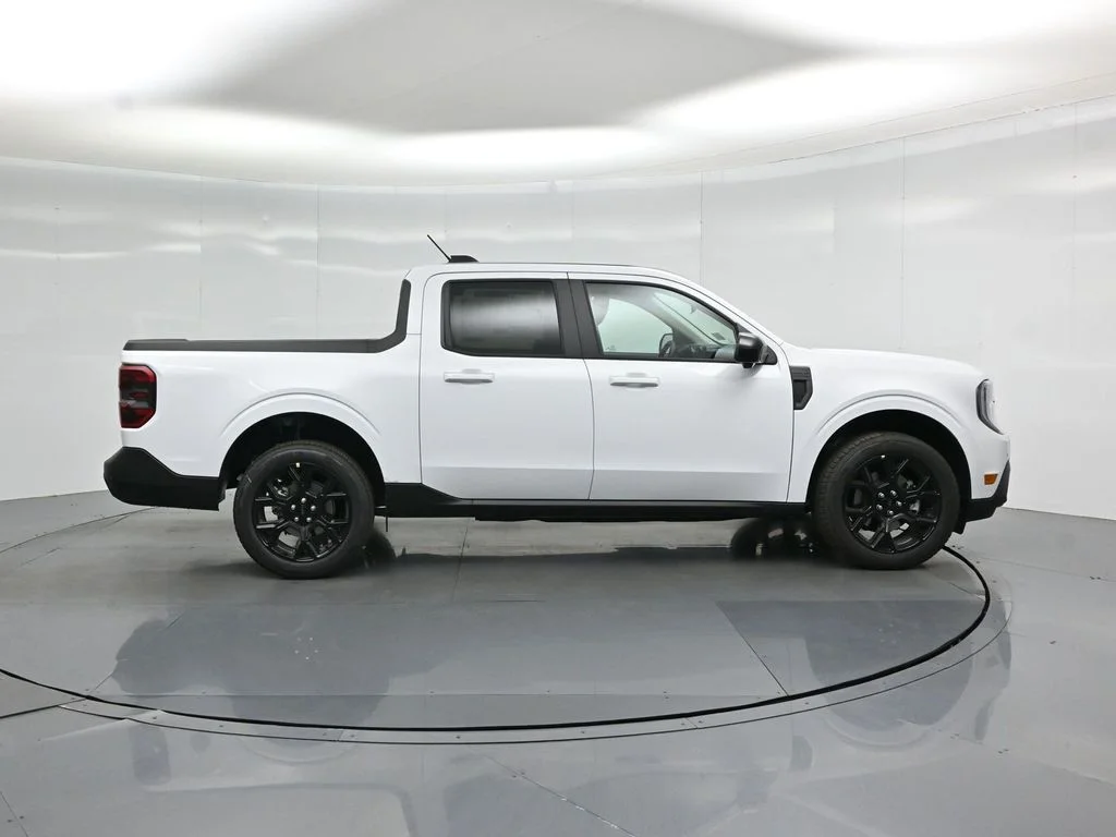 New 2026 White Ford Lariat image 26