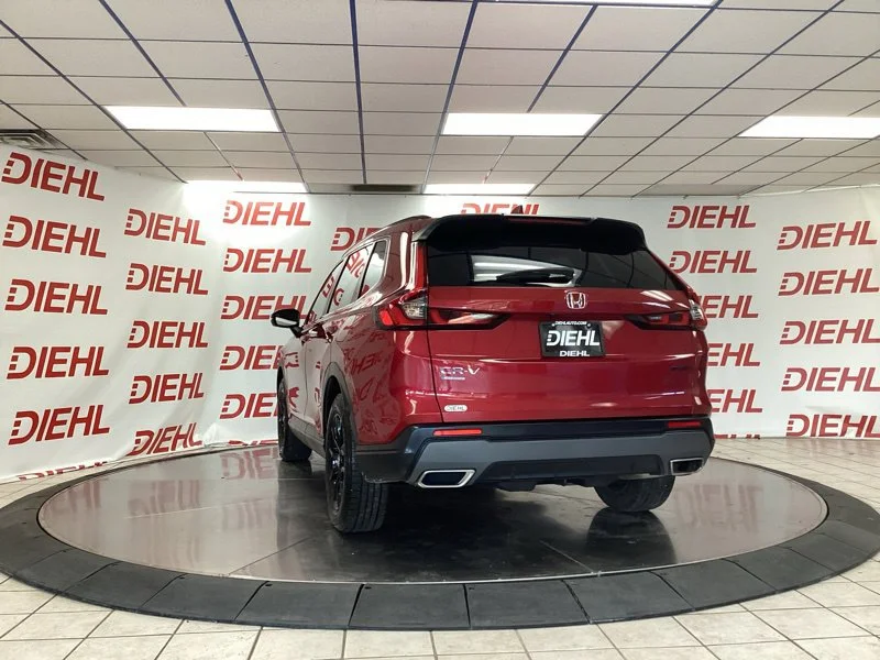 Used 2024  Honda Sport image 5