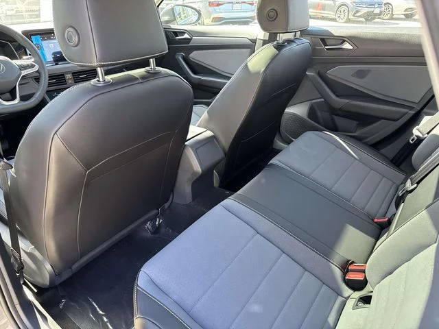 New 2026 Silver Volkswagen 1.5T SE image 12