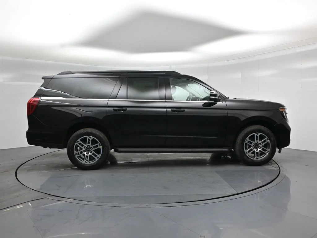 New 2026 Agate Black Metallic Ford Active image 23