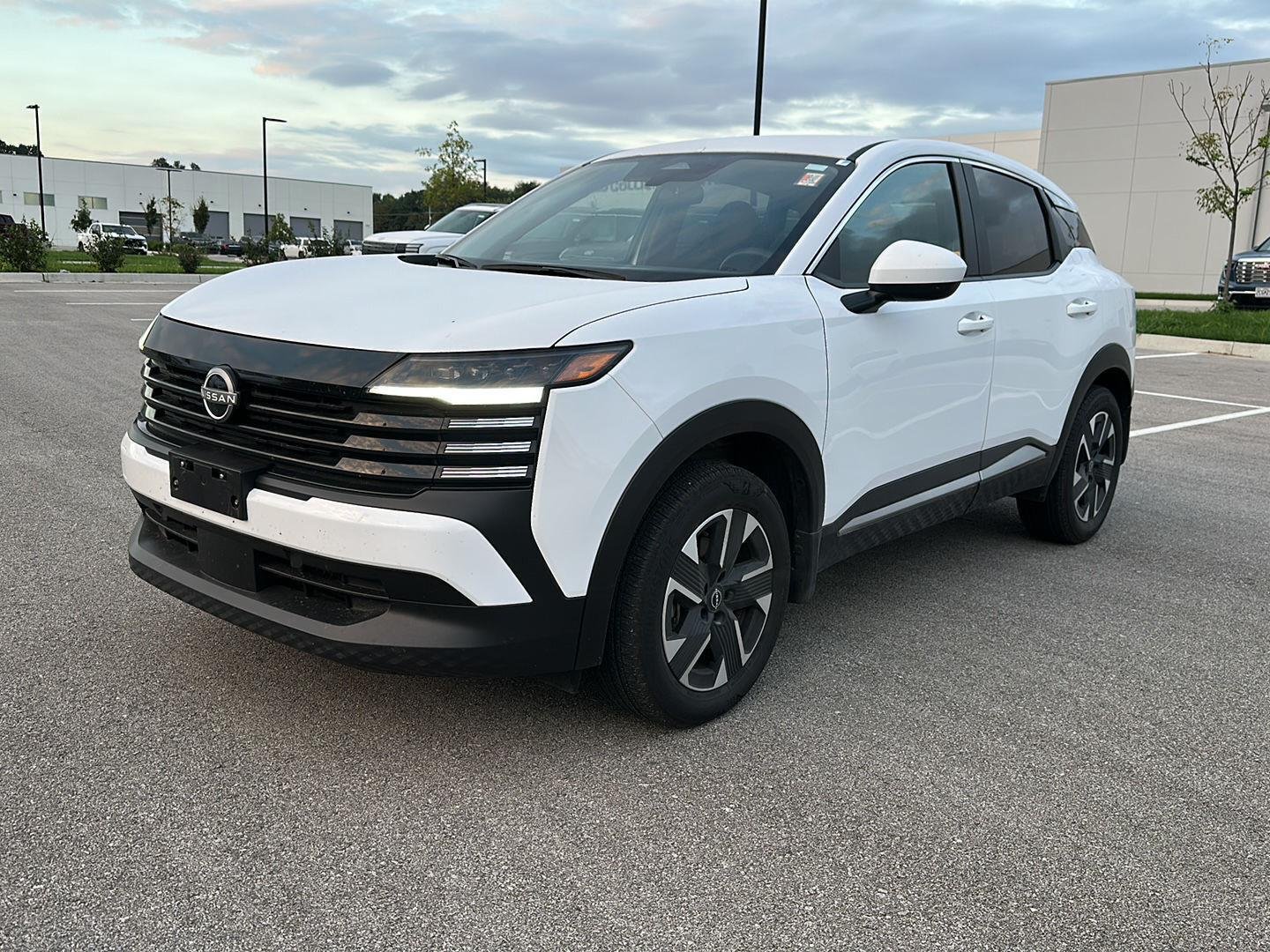 Used 2025 Nissan Kicks SV AWD with VIN 3N8AP6CB3SL407286 for sale in Kansas City