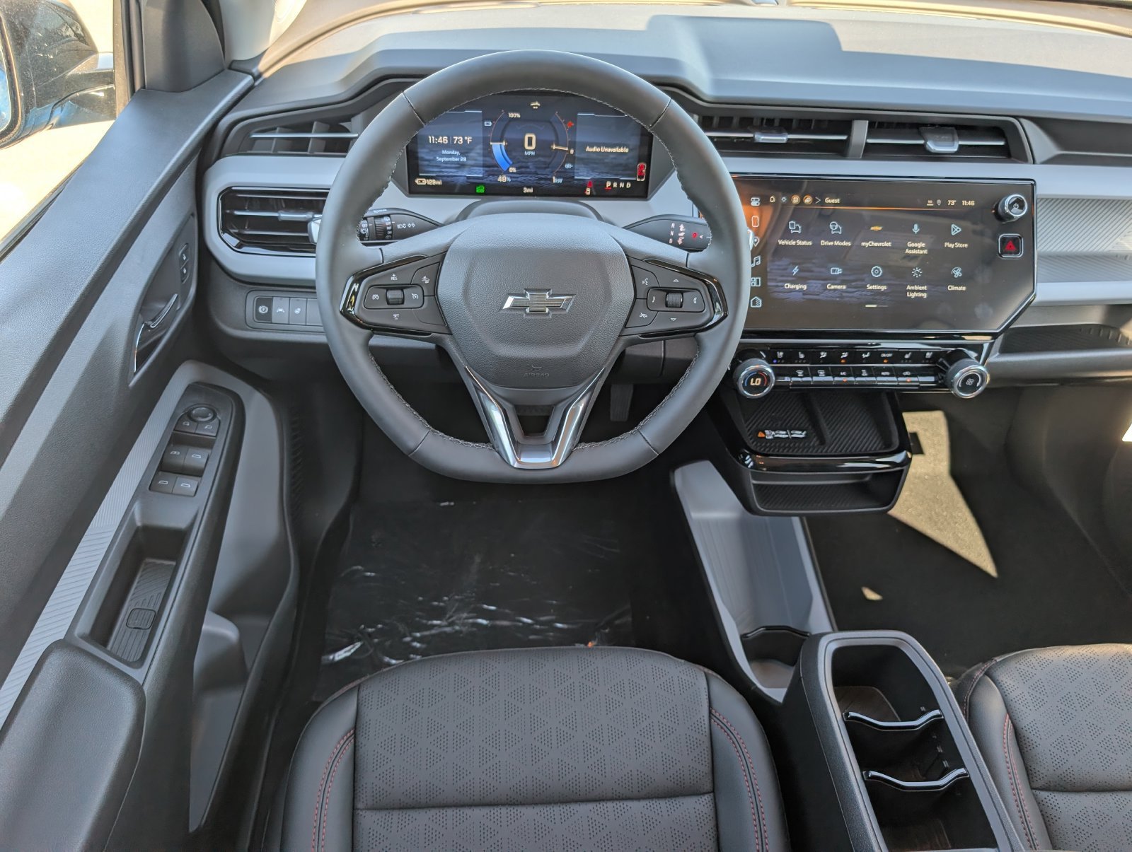 2027 Chevrolet Bolt RS - Photo 9