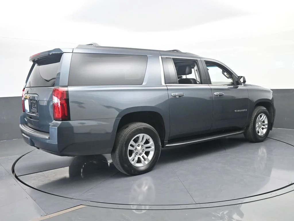Used 2020 Shadow Gray Metallic Chevrolet LT image 5