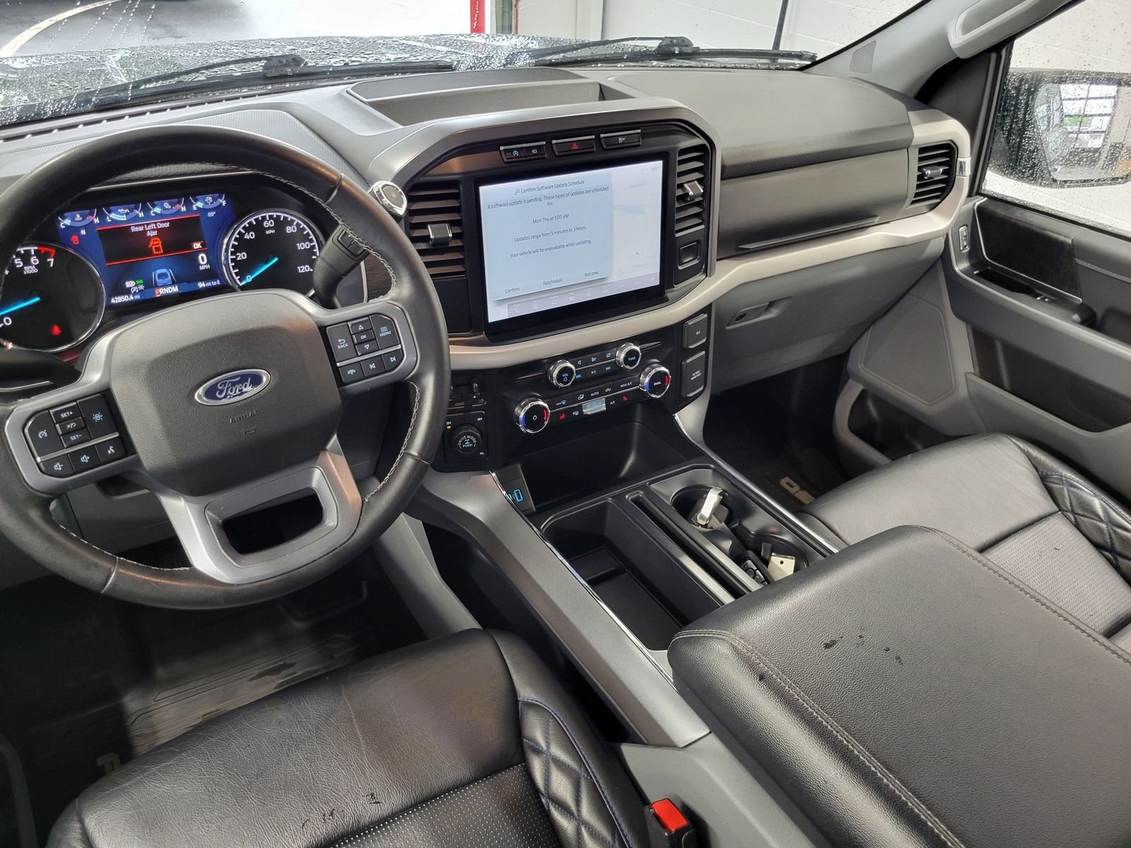 Used 2023 Black Ford XLT image 23