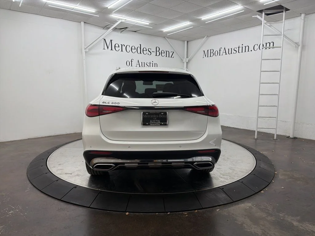 Used 2026 White Mercedes-Benz GLC 300 image 6