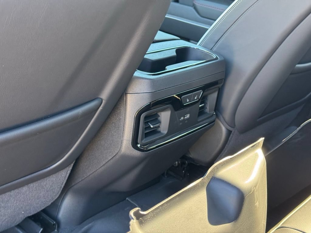 2026 GMC Sierra 1500 AT4X - Photo 18