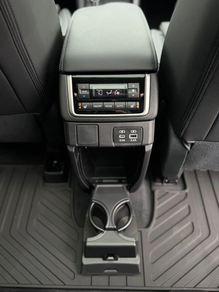 New 2026 ICE SILVER METALLIC Subaru Limited 7-Passenger image 91