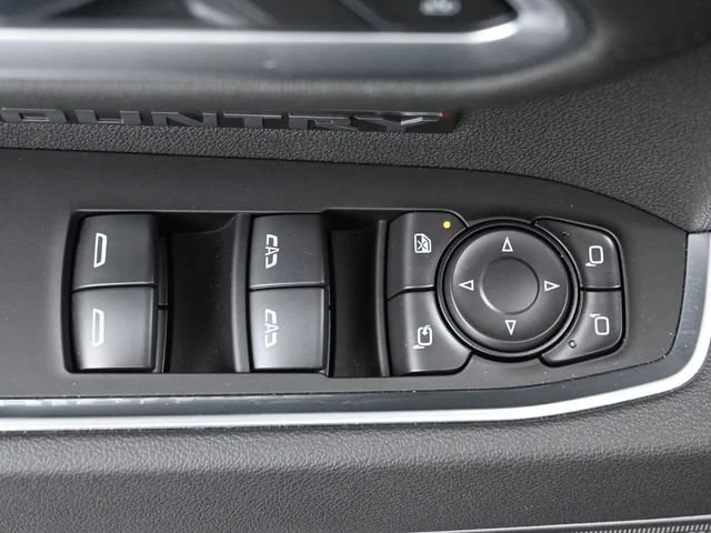 Used 2026 Black Chevrolet High Country image 12