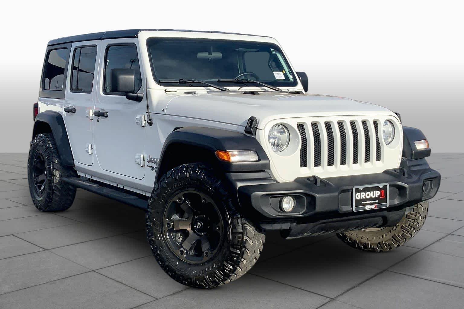Used 2019 Bright White Clearcoat Jeep Sport S image 3