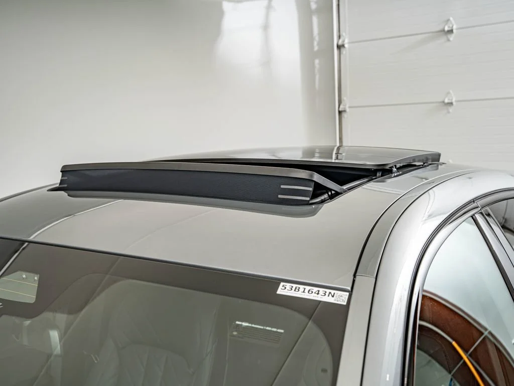New 2027 Gray Metallic BMW xDrive40i image 17