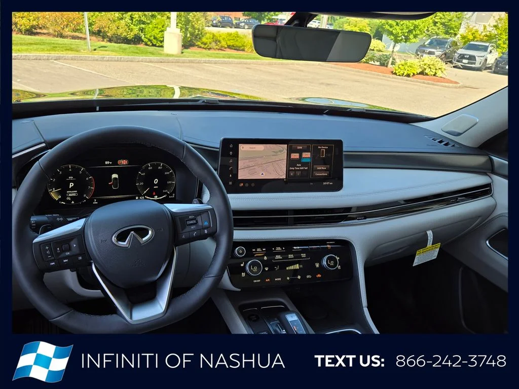 New 2027 GRAPHITE SHADOW INFINITI Luxe AWD image 9