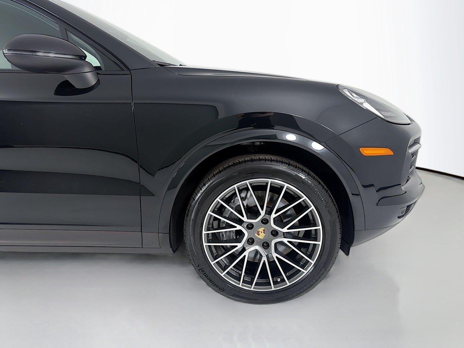 Used 2023 Chromite Black Metallic Porsche Base image 27