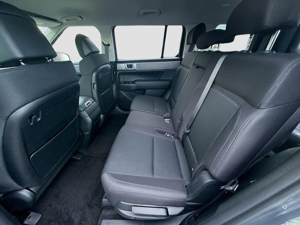 New 2026 Ecotronic Gray Hyundai SE image 17