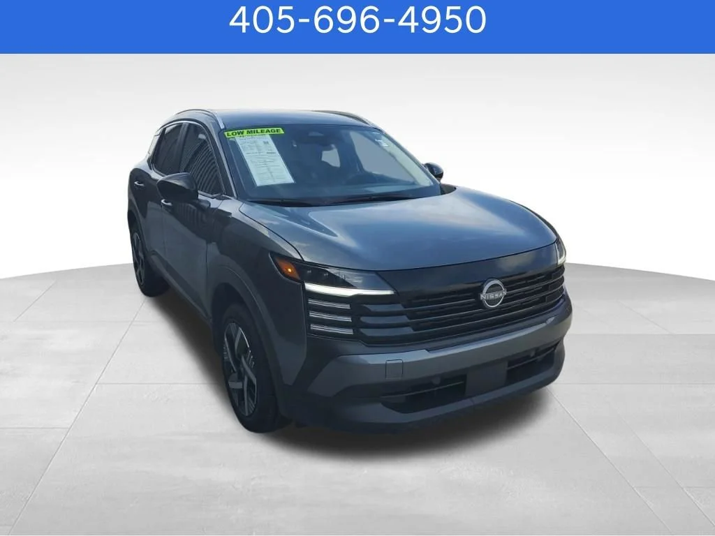 Pre-Owned 2026 Nissan Kicks SV