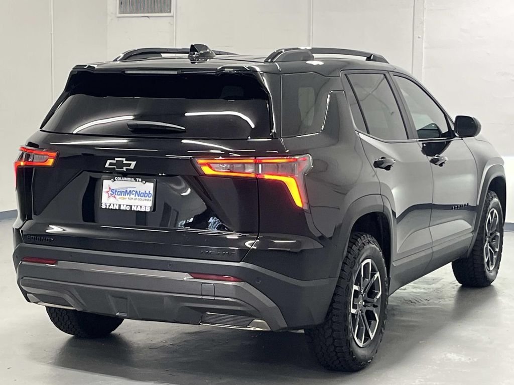 New 2027 Mosaic Black Metallic Chevrolet ACTIV image 8
