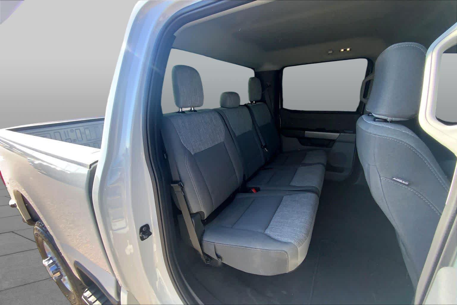 Used 2025 Avalanche Ford XLT image 20