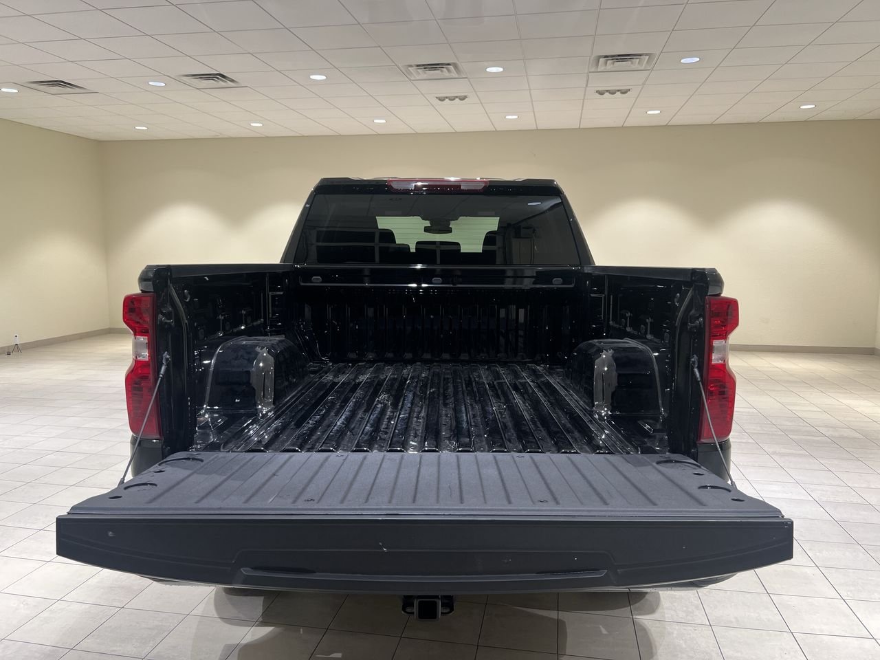 2025 Chevrolet Silverado 1500 Custom - Photo 59
