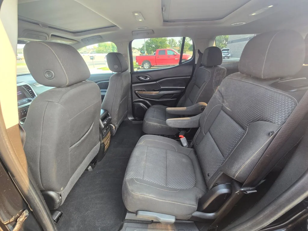 Used 2023 Black GMC SLE image 9
