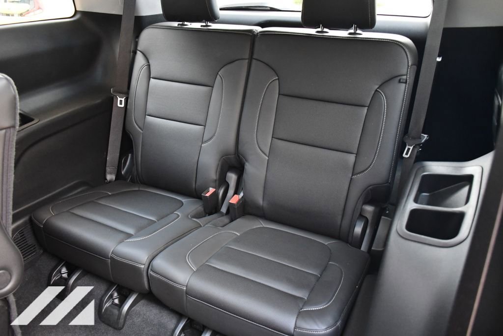 2023 GMC Acadia SLT - Photo 25
