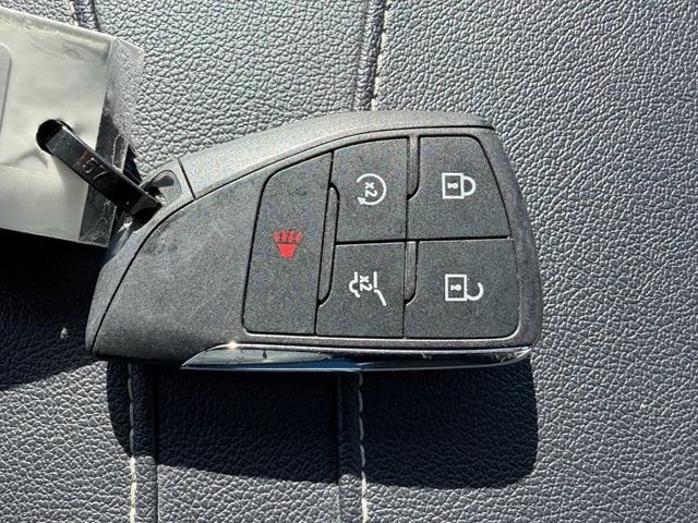 Used 2025 Black Chevrolet LT image 19