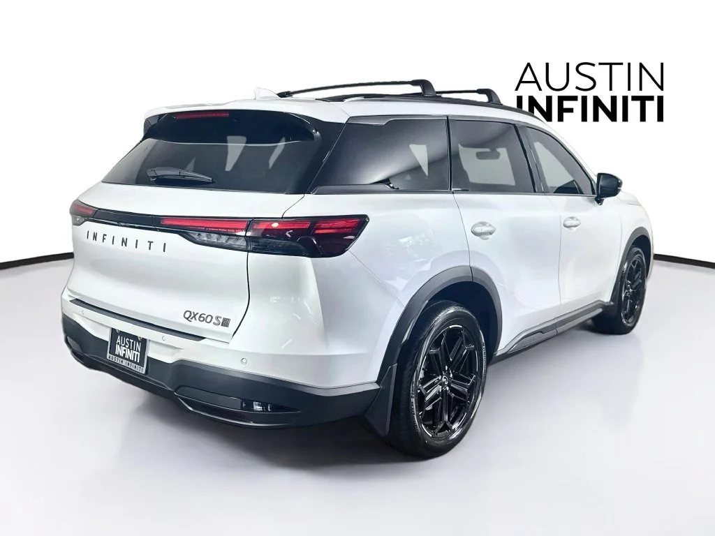 Certified Used 2027 White INFINITI SPORT image 10