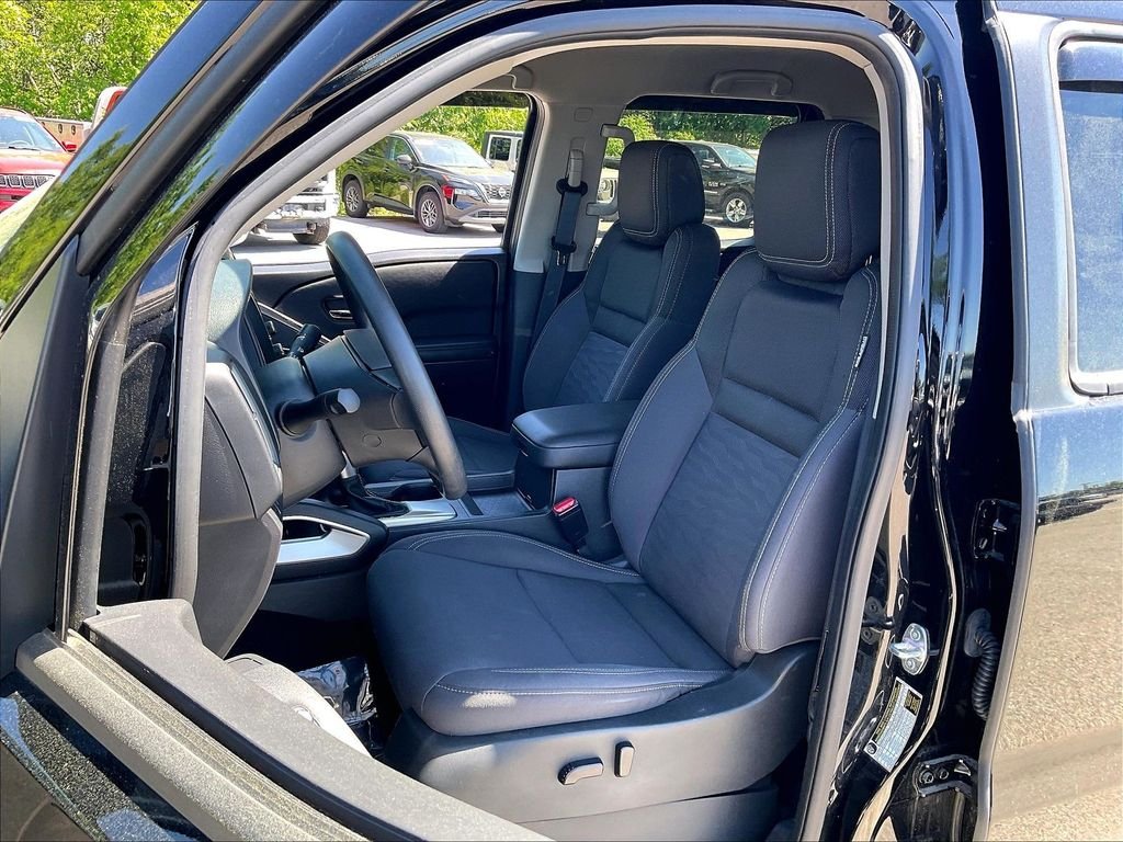 Used 2023 Black Nissan SV image 9