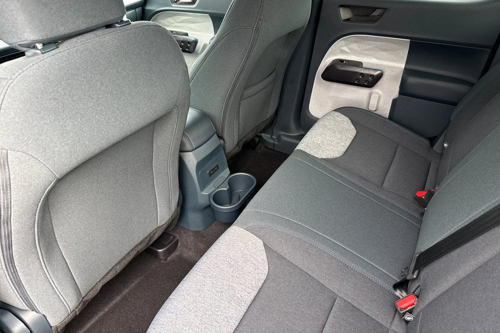 New 2026 Azure Gray Metallic Tri-Coat Ford XLT image 13