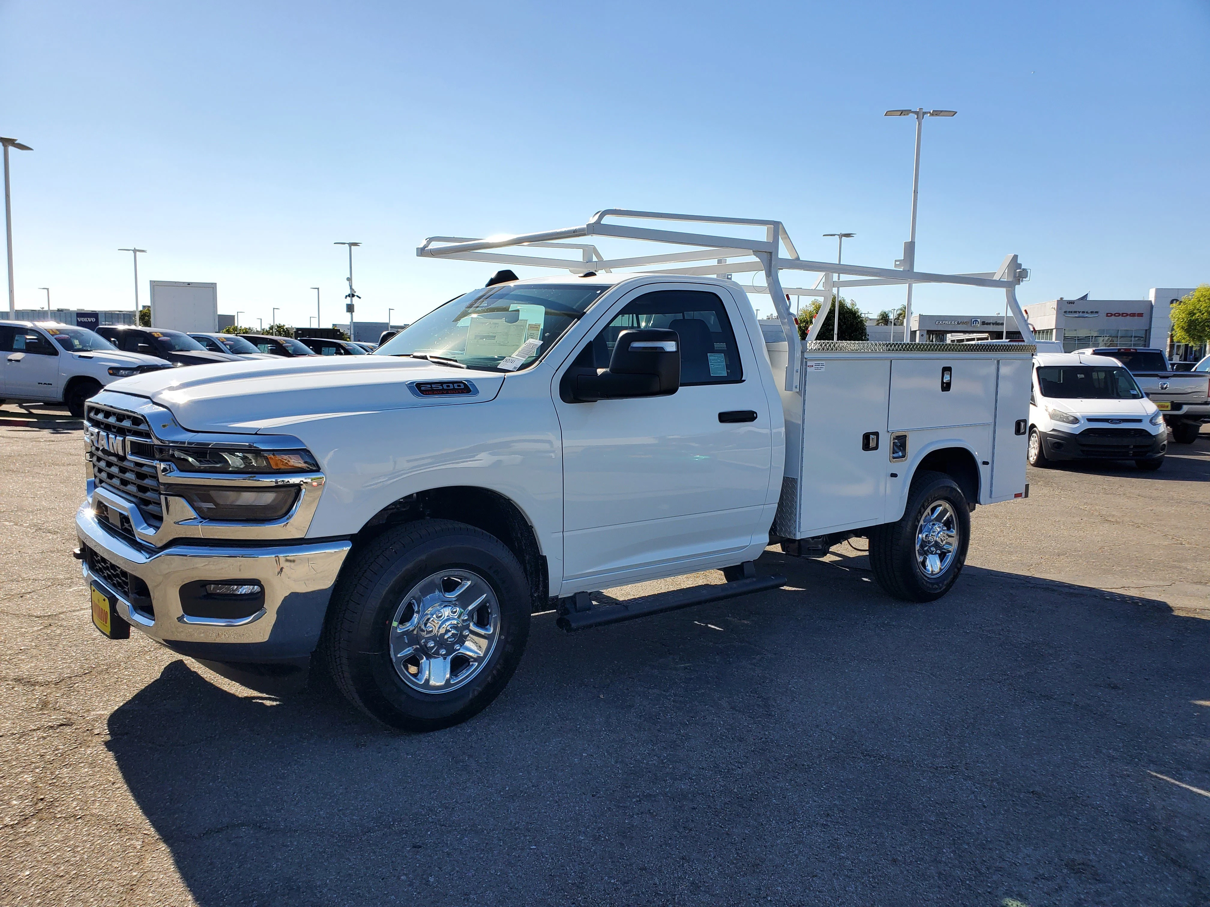 New 2026 Bright White Clear-Coat Exterior Paint RAM Tradesman image 8