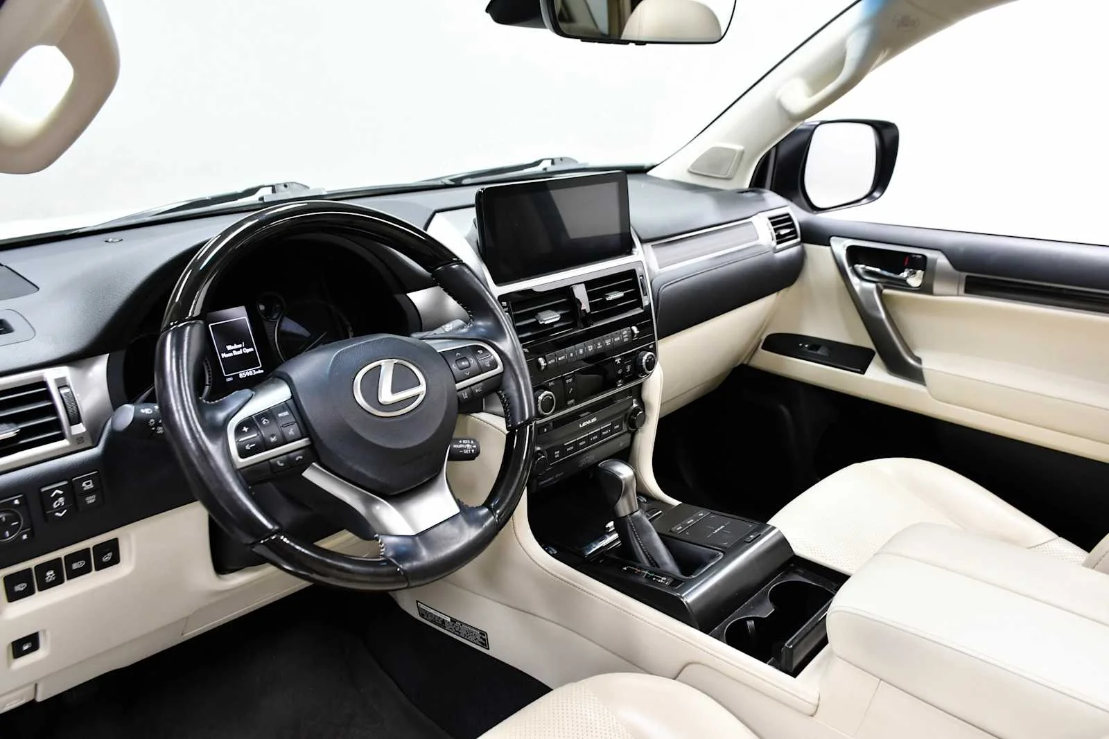 Used 2023 Eminent White Pearl Lexus Luxury image 14