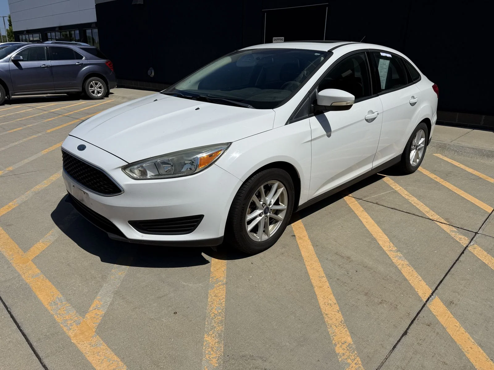 Used 2015 White Ford SE image 1
