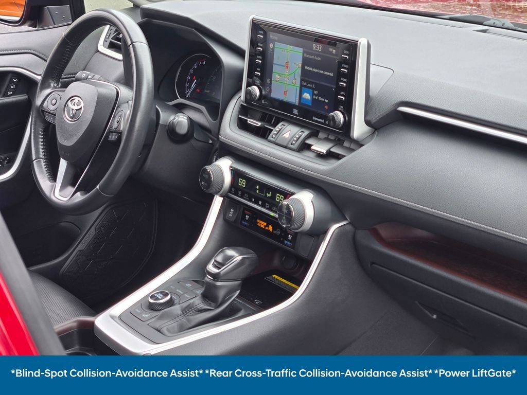 2020 Toyota RAV4 Limited - Photo 13