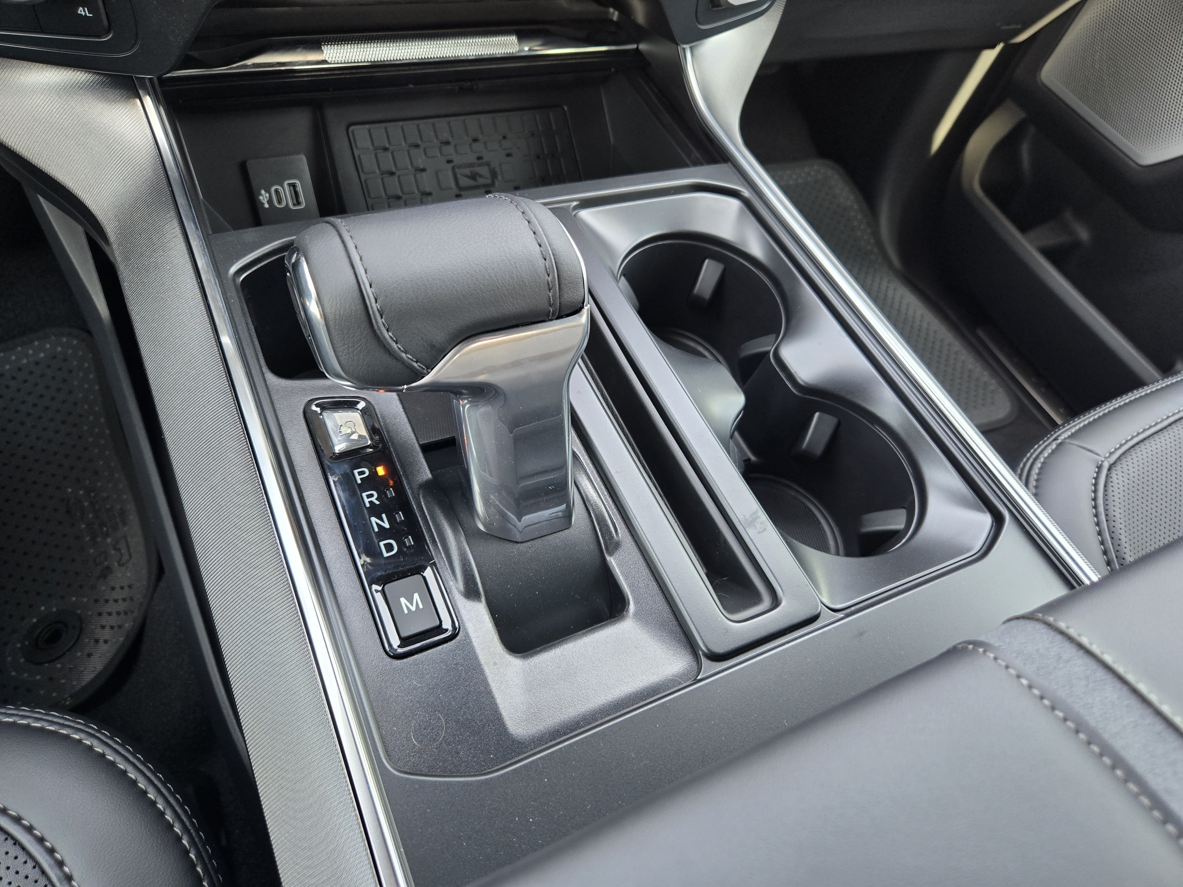New 2026 Carbonized Gray Metallic Ford Platinum image 13