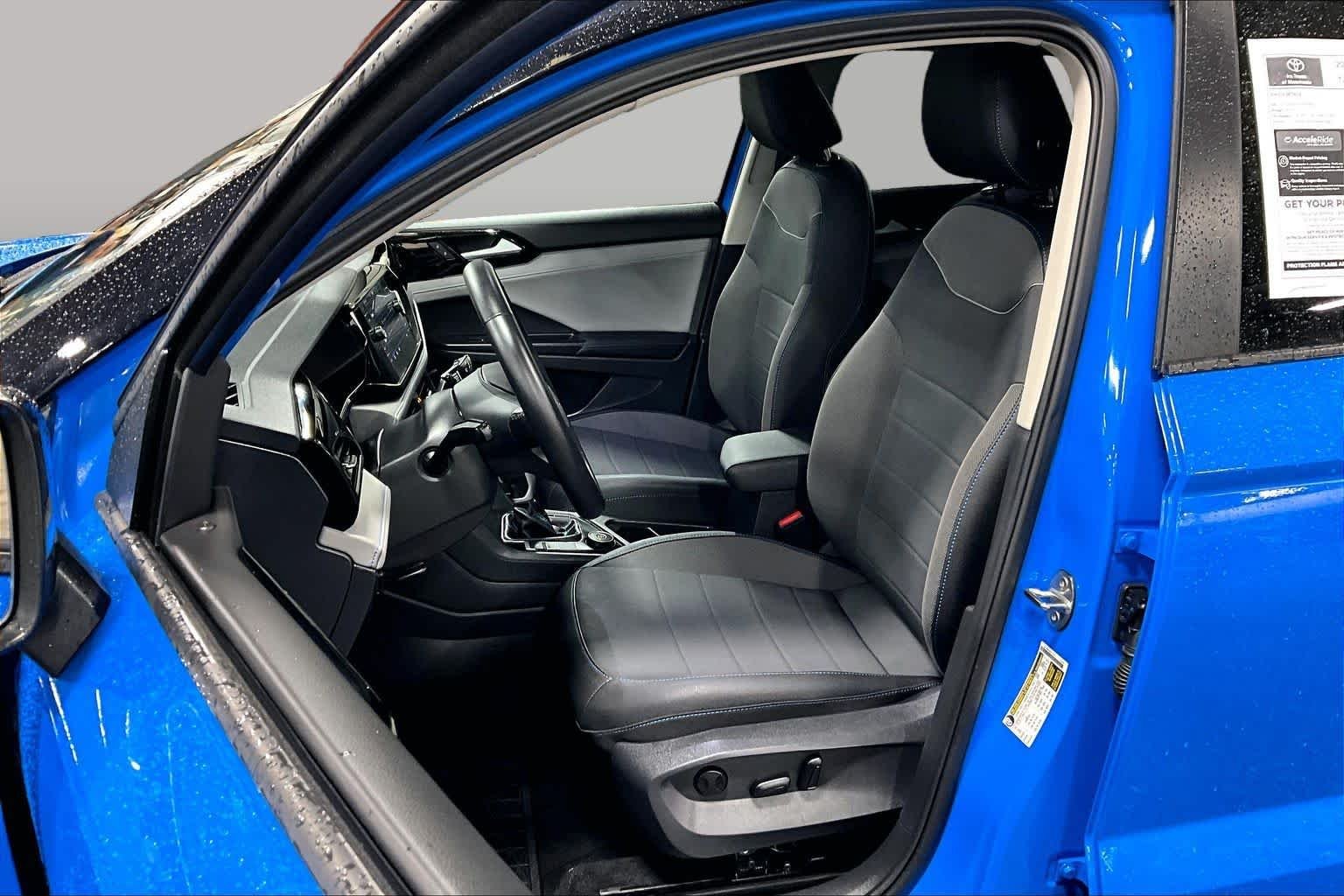 Used 2024 Cornflower Blue w/Deep Black Roof Volkswagen SE Black image 9