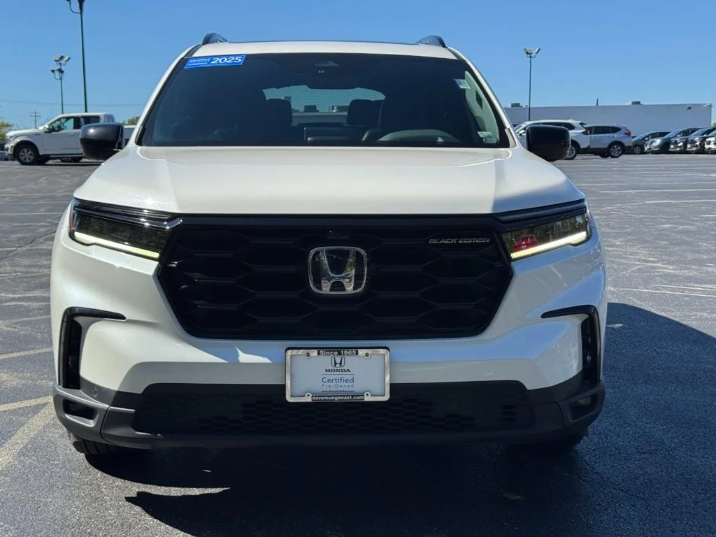 Certified Used 2025 White Honda Black Edition image 11