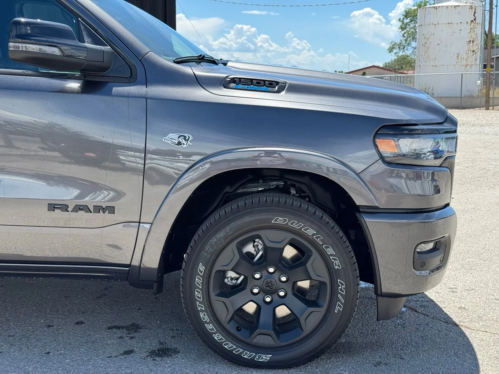New 2026 Granite Crystal Metallic Clearcoat RAM Big Horn/Lone Star image 3