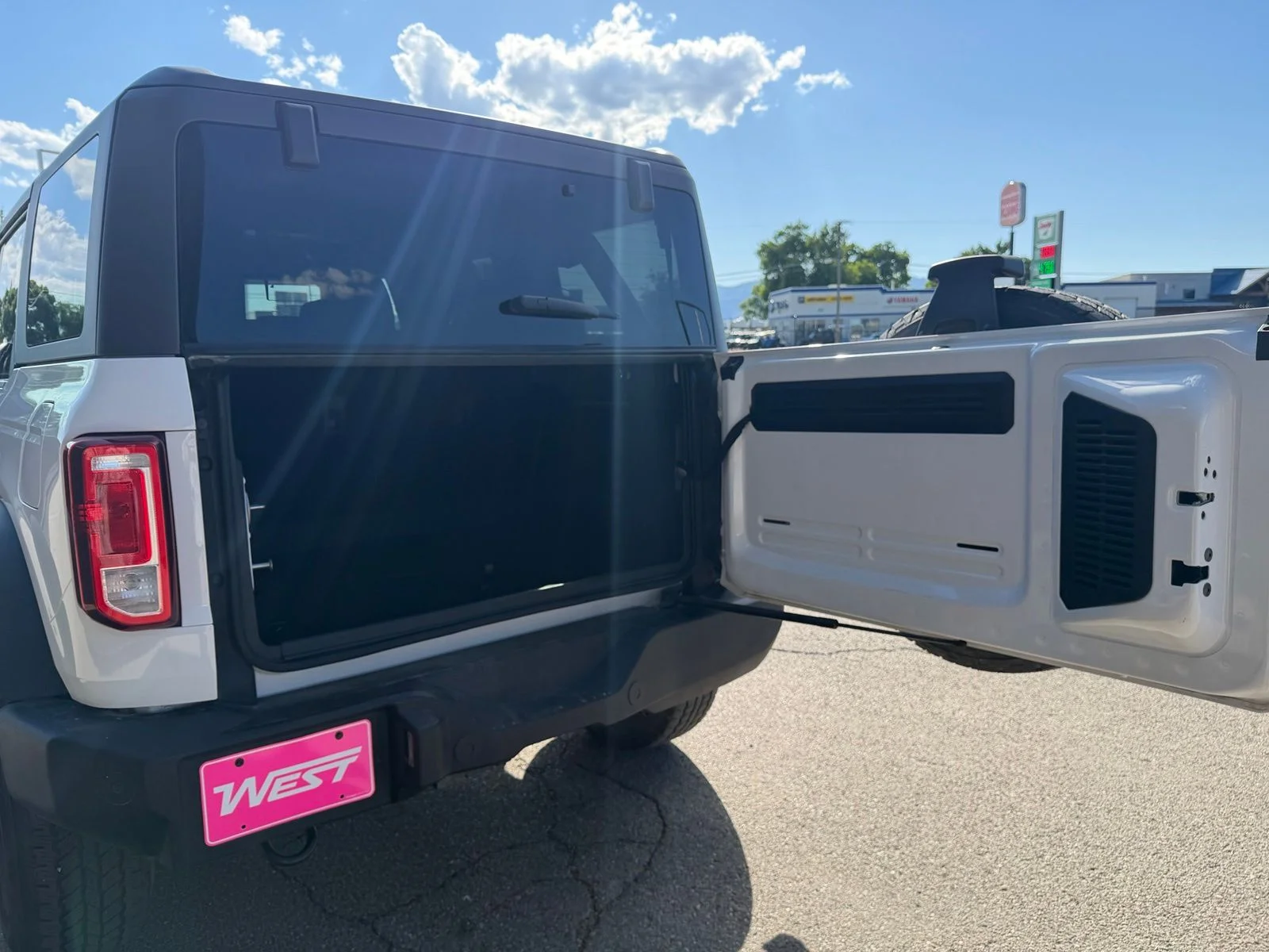 Used 2025 White Ford Big Bend image 29