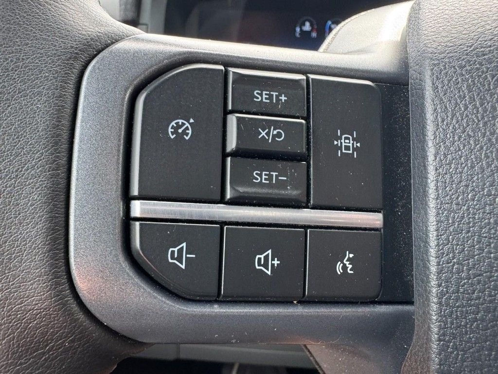 Used 2025 Black Ford XLT image 16