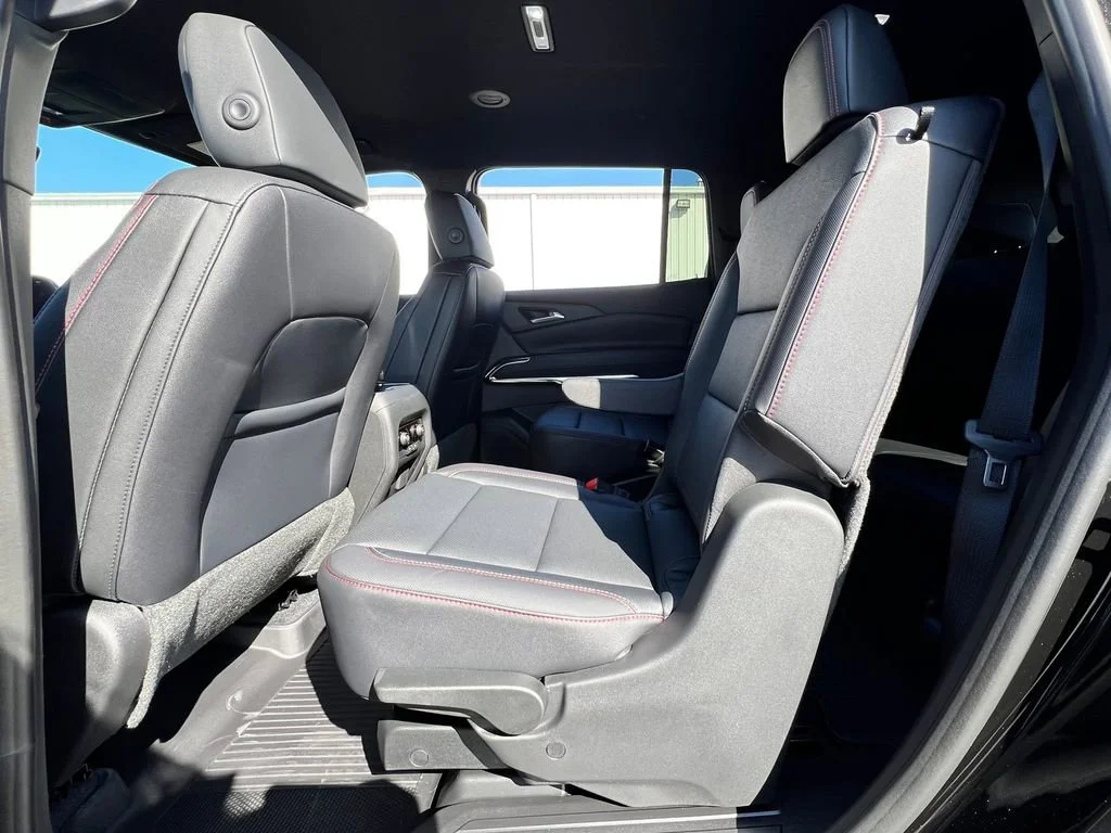 2026 Chevrolet Traverse Z71 - Photo 35
