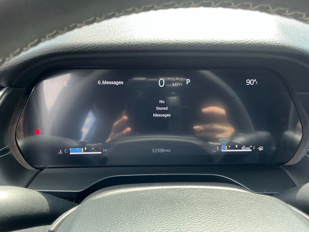 Used 2024 Red Jeep Altitude image 30