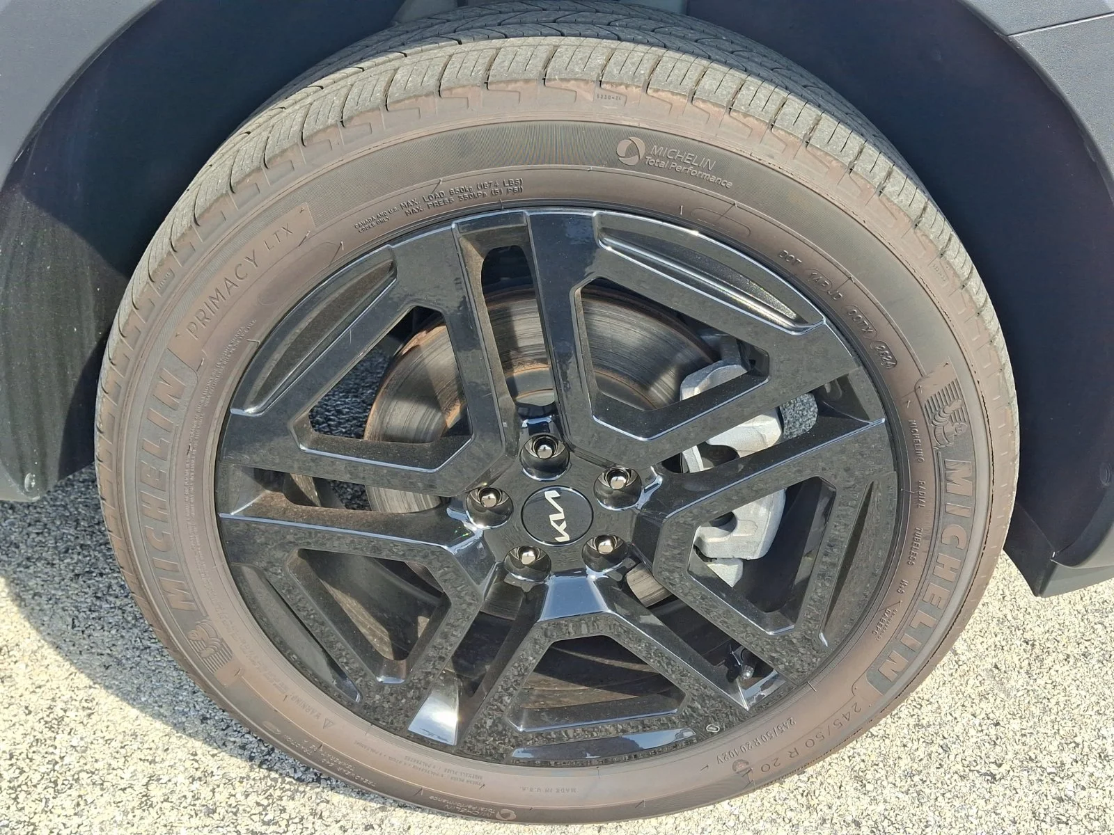 Certified Used 2024 White Kia EX X-Line image 8