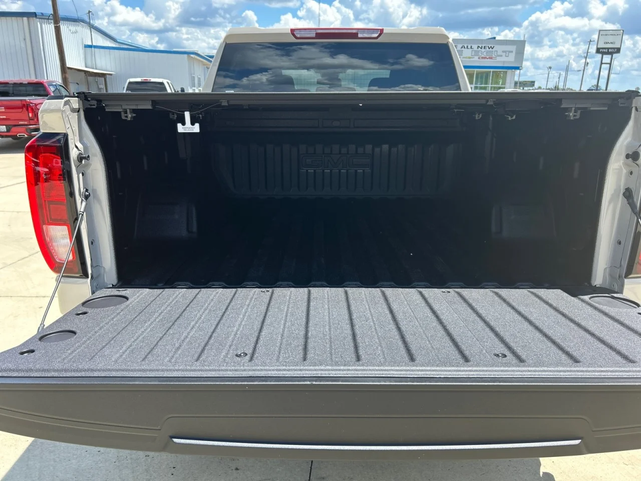 New 2026 Coastal Dune GMC SLE image 7